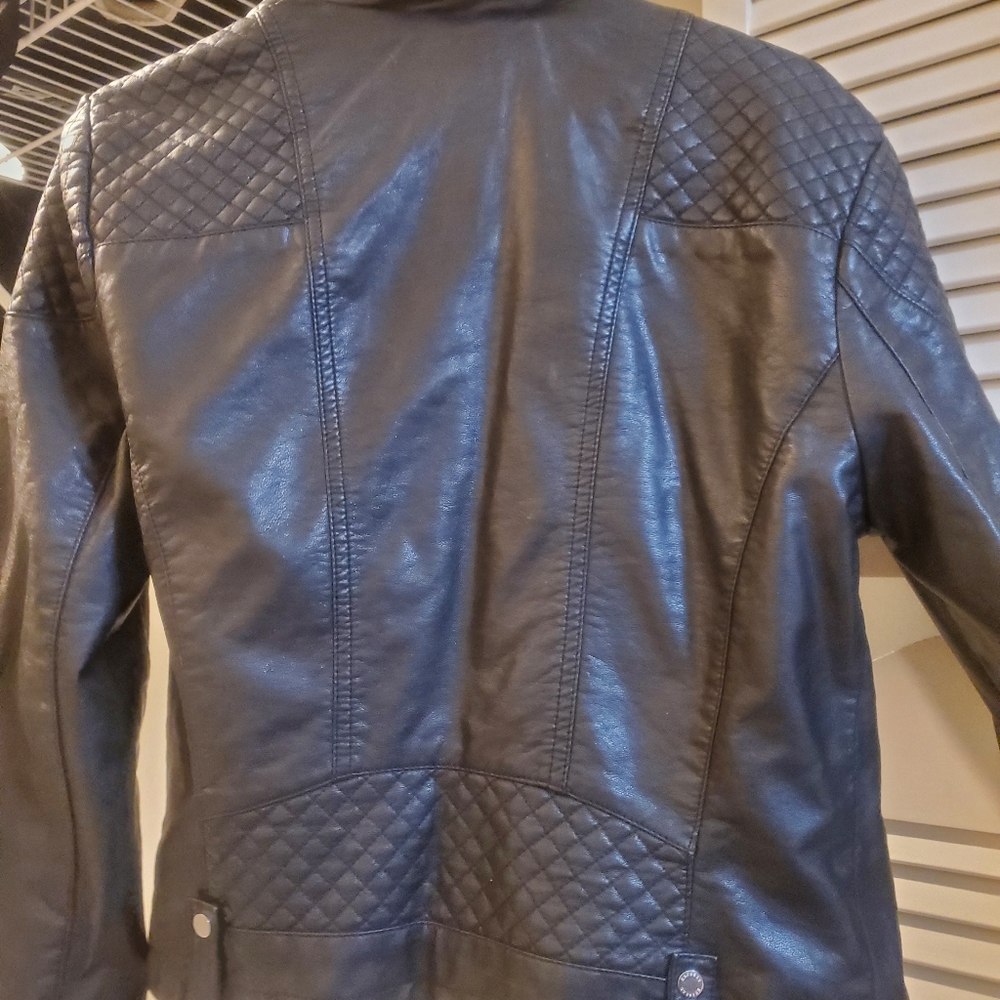 Express Leather Jacket - Picture 5 of 6